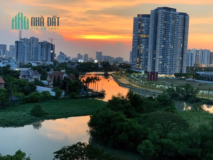 Chính chủ cần bán căn hộ 2PN full nội thất, đẹp như mới, chỉ cần xách vali vào ở