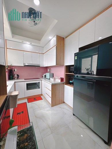 Chính chủ cần bán căn hộ 2PN full nội thất, đẹp như mới, chỉ cần xách vali vào ở