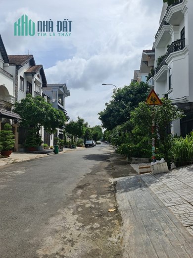 CHO THUÊ BIỆT THỰ 4 TẦNG 4PN 4WC NGAY GIGAMALL PHẠM VĂN ĐỒNG, HIỆP BÌNH CHÁNH THỦ ĐỨC CHỈ 30