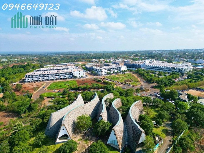 12 tỷ 100 triệu- Chính chủ bán lại căn shophouse mặt tiền Đường rộng 24m Nguyễn Đình Chiểu