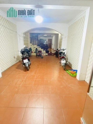 Bán nhà phân lô Ngõ 100 Nguyễn Xiển, ngõ thông, ô tô tránh, sổ đỏ đẹp, kinh doanh, 88m*5T