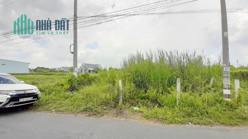Bán miếng đất mặt tiền đường Trường Bình, Phước Lâm, Cần Giuộc. Giá 2,3 tỷ TL