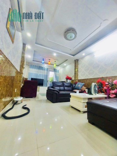Nhà MT Khu Họ Lê, Khu Họ Lê, 4x20x5 Tầng, Chỉ 9 Tỷ