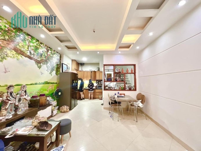 Siêu phẩm phố Vương Thừa Vũ, 10m ra phố, ngõ thông rộng, nhà đẹp, NT xịn,45m, 6T, 6.7 tỷ