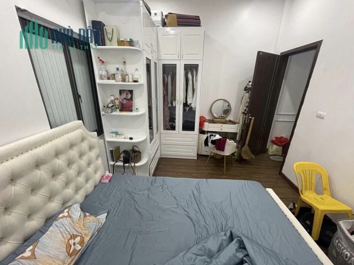 Bán nhà đẹp Ngõ 250 Khương Trung, sát phố, hai thoáng, sổ đỏ đẹp, 48m2*4T, nhỉnh 6 tỷ.