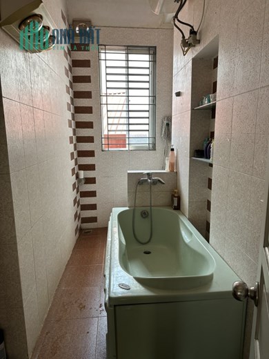 Cho thuê nhà Trần Cung  52m² x 4,5 tầng 2 ngủ 1 khách.