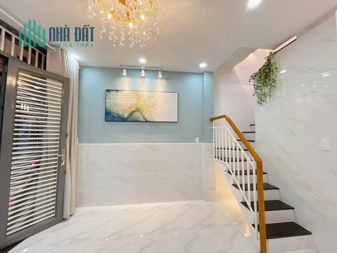 Bán nhà Phạm Văn Chiêu GV. 2 tầng 2PN cực kì xinh chỉ nhỉnh 2 tỷ