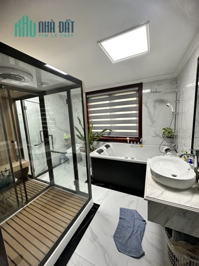 SIÊU PHẨM BIỆT THỰ KĐT MỚI DỊCH VỌNG: 280M2, 5T, MT16M, BỂ BƠI CÁ KOI, GIÁ 76 TỶ