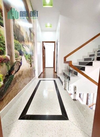 Bán nhà Tái Định Cư Hồ Sen diện tích 54m 4 tầng mới tinh GIÁ 5.25 tỉ sát Thiên Lôi