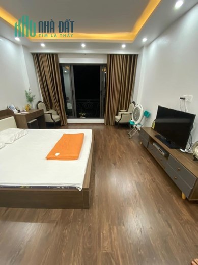 Bán nhà 44m2 phố Hoàng Hoa Thám, Tây Hồ 11 phòng ngủ Dòng tiền ổn định Giá 6.1 Tỷ