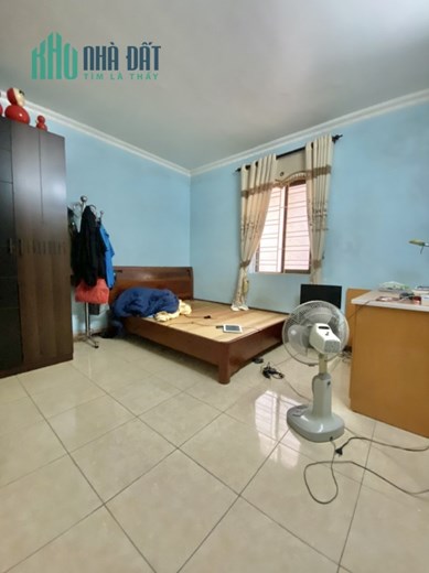 Bán nhà mặt ngõ Thiên Lôi, 55m 4 tầng sân cổng riêng GIÁ 2.3 tỉ gần ngã 4 Phúc Tăng