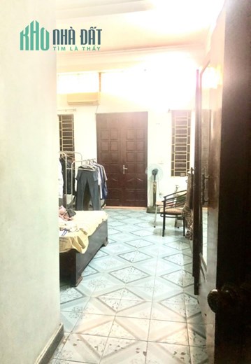 Bán nhà mặt đường Cát Bi ngay chợ Cầu Rào 3 tầng GIÁ 10 tỉ cực đẹp