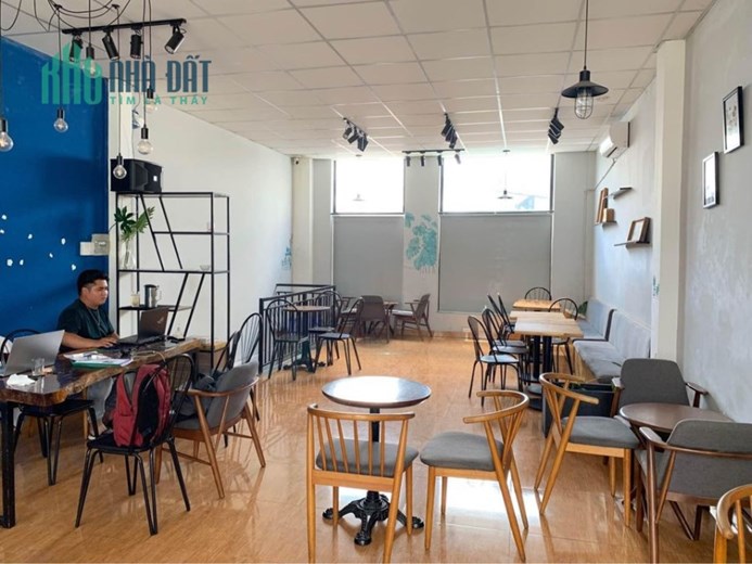 Cần sang lại quán cafe quận Tân Phú,ngay khu đông đúc ,gần trường