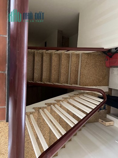 BÁN NHÀ PHỐ HUẾ-TT QUẬN HAI BÀ-2 MẶT NGÕ-Ô CHỜ THANG MÁY-85M 20xTỶ-KINH DOANH