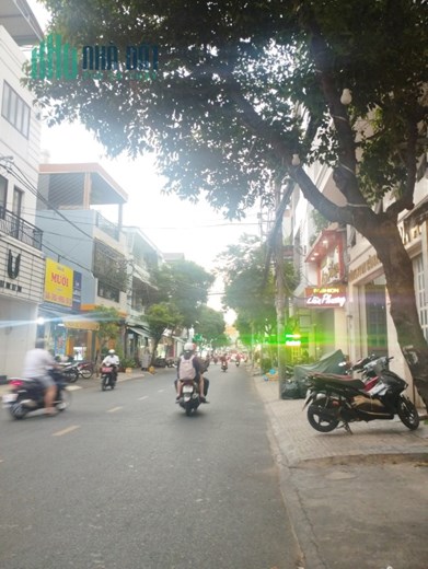 Hiếm Bán Nhà Bầu Cát - 50m2 - HXH thông - 4 tầng