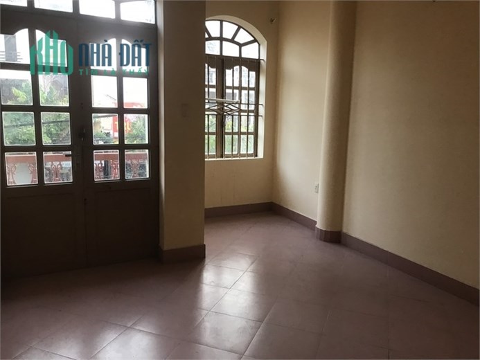 Cho thuê mặt bằng 1 trệt 2 lầu đường Nguyễn An Ninh, TPVT