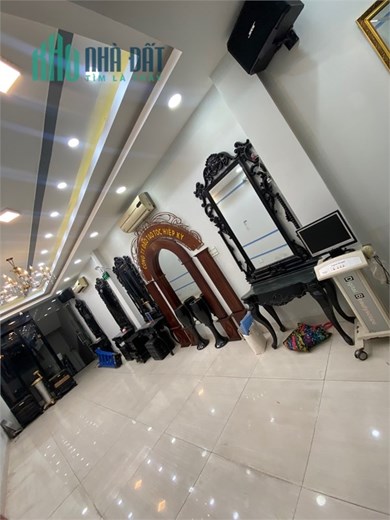 Cho thuê mặt bằng 1t2l kính đẹp đường trương công định, tpvt