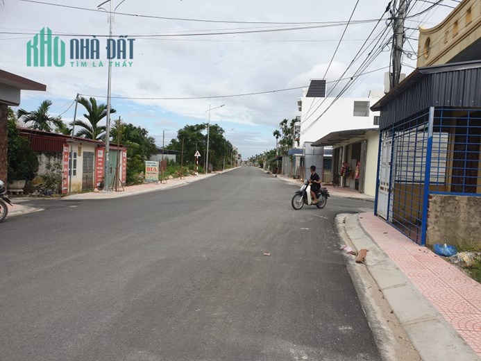 Bán đất trục chính Đào Yêu Hồng Thái An Dương đường 8m