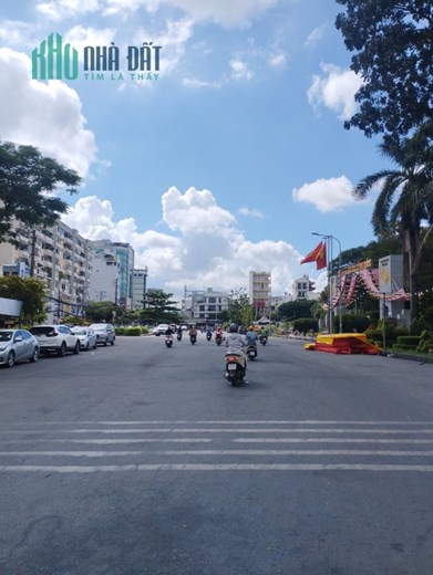 NGộp Cách Mạng Tháng 8 - Quận3 - HXH 54m2 - 4 tầng