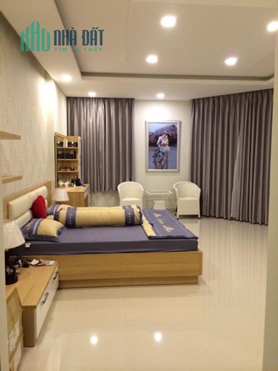 NGộp Cách Mạng Tháng 8 - Quận3 - HXH 54m2 - 4 tầng