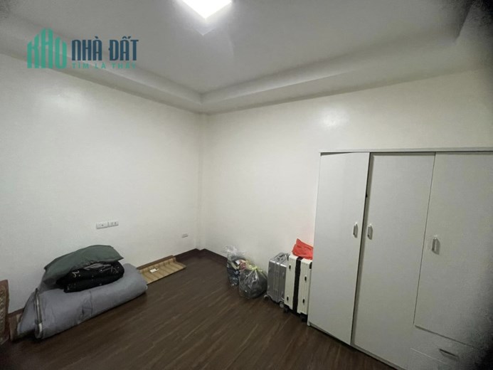 Bán nhà 44m2 phố Hoàng Hoa Thám, Tây Hồ 11 phòng Dòng tiền Khủng Giá 6.2 Tỷ
