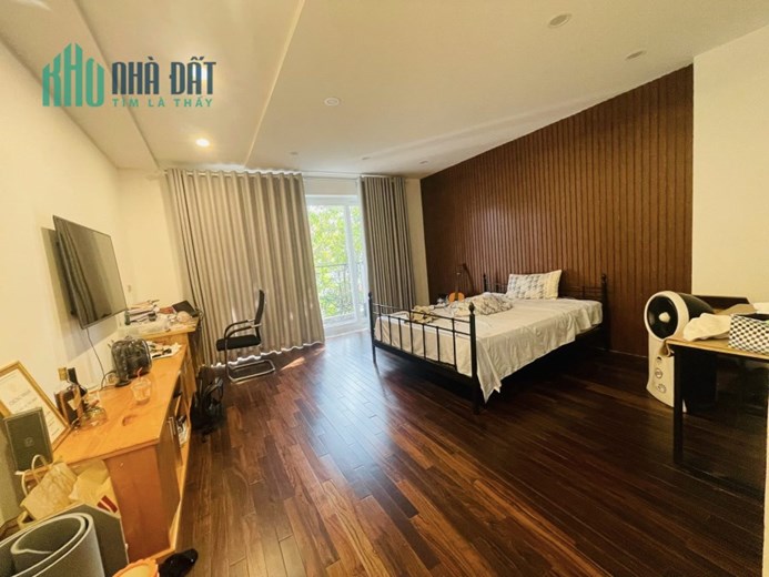 💥Mặt phố khu Vũ Phạm Hàm 81m 6T thang máy, Nội thất sang trọng, Kinh doanh tốt, 26 tỷ💥