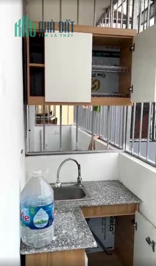 CCMN sát Ngã Tư Sở 120tr/m2 full phòng
