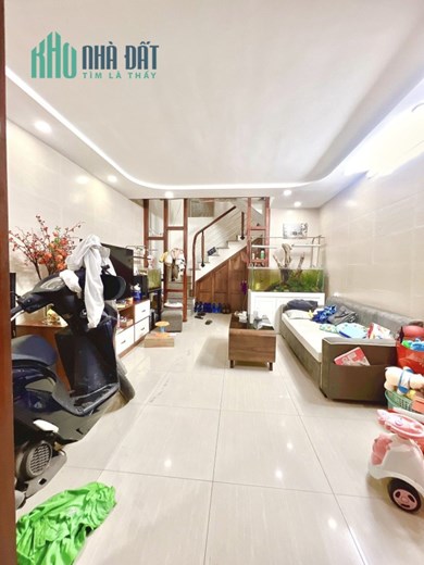 Bán nhà 45m2 phố Thụy Khuê, Tây Hồ 11 phòng Dòng tiền 700triệu/năm Giá 6.2 Tỷ