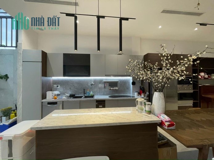 Bán Gấp Nhà Riêng Linh Trung, Thủ Đức, DT 77M2, OTO Ngủ Trong Nhà, Nhỉnh 6 Tỷ,Sang Tên Ngay
