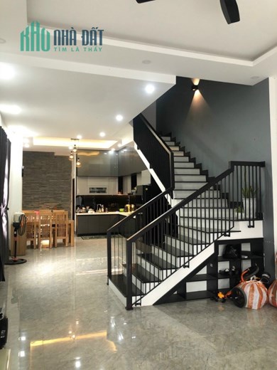 .Nhà 2 Mặt kiệt Ô tô Nam Trân, 73m2, 3 mê, đẹp, chất lượng, 3.15 tỷ