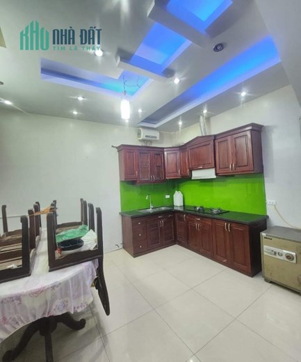 Bán Nhà Yên Hòa,S 55m2 5 Tầng Mt 4m2 Giá Nhỉnh 6 Tỷ
