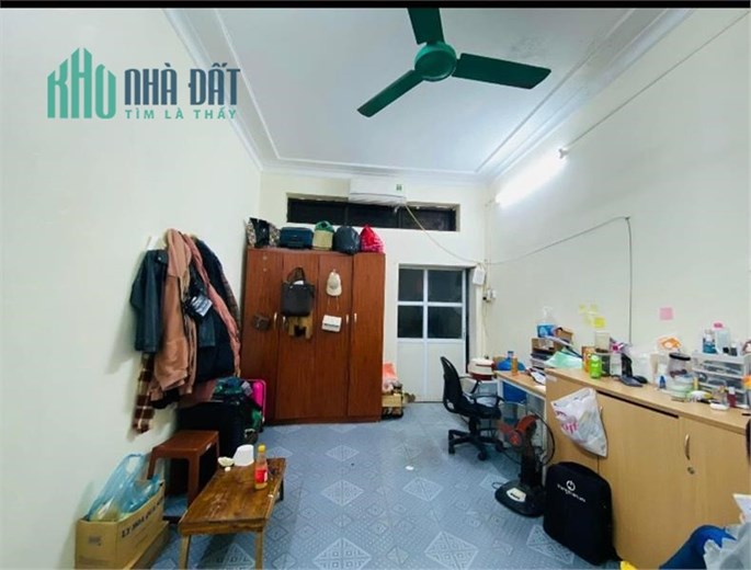 BÁN NHÀ 4 TẦNG ĐÔNG TRÙ, SẴN Ở. GIÁ RẺ, DT 120M. GIÁ HƠN 2 TỶ. GẦN OTO, NỘI THẤT CƠ BẢN, GẦN CẦU