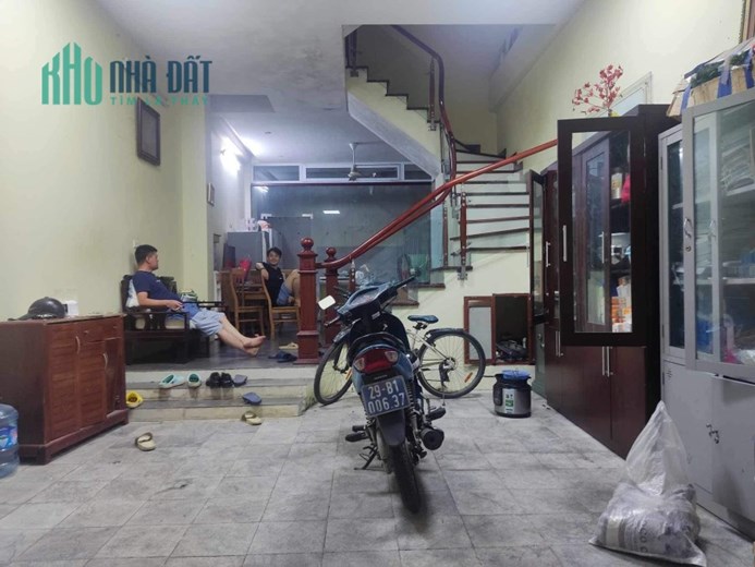 BÁN NHÀ MINH KHAI 50M2- 5T Ô TÔ 20M Ở LUÔN SỔ ĐỎ GIÁ CHỈ 3 TỶ 990