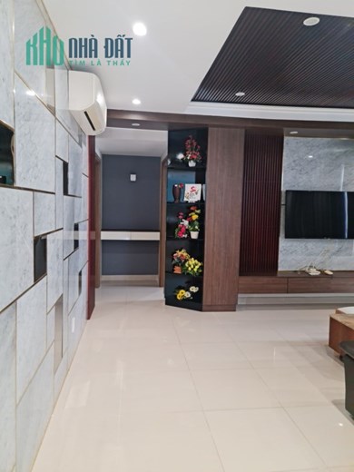 Bán rẻ CHCC 4 phòng 164m2 full nội thất Lucky Palace Quận 6 TP.HCM