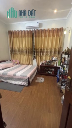 Chính chủ cần cho thuê  1 phòg giá 4tr/thag. Phòg ở được 3ng, có full đồ