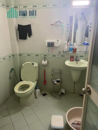 Chính chủ cần cho thuê  1 phòg giá 4tr/thag. Phòg ở được 3ng, có full đồ
