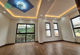 Mặt phố Lương Đình Của: Ô tô tránh, kinh doanh tấp nập, 40m2 chỉ 6 tỷ 200