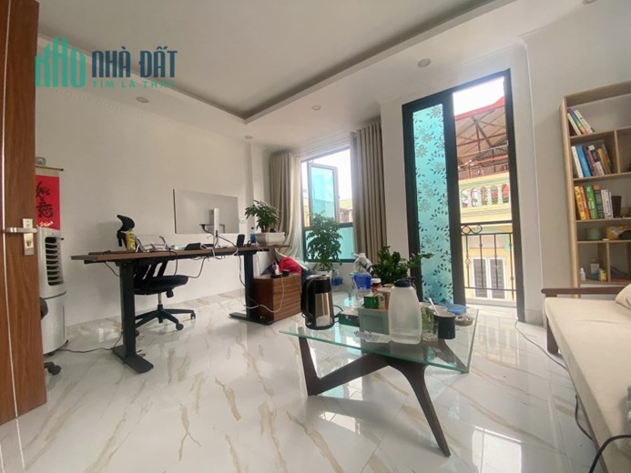 GẤP! Ba gác phóng thoải mái, nhà ở ngay, tặng full nội thất