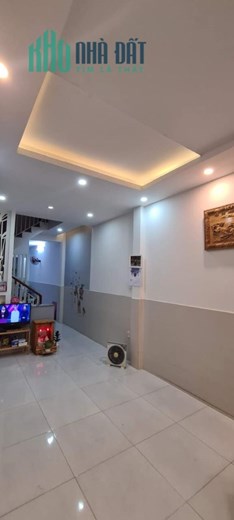 Bán nhà Gần Lottle Mart Gò Vấp, 60m2, 2 lầu chỉ 3.3 tỷ