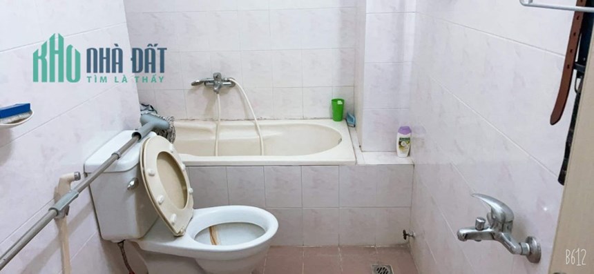 NHÀ SIÊU ĐẸP SÁT VÁCH QUẬN 1 - KHU NGUYỄN CỬU VÂN - 25M2 2 TẦNG - 3.2 TỶ.