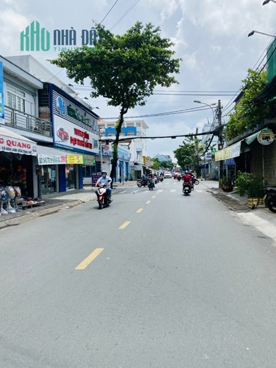 MẶT TIỀN KINH DOANH KHU CHỢ TÂN HƯƠNG - LÔ GÓC NỞ HẬU - SẴN DÒNG TIỀN - GIÁ CHỈ 8.2 TỶ TL