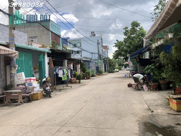BÁN ĐẮT ĐƯƠNG 8M 90M VUÔNG THỚI TAM THÔN HÓC MÔN NHỈNH 4 TỶ