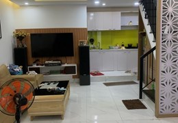 Nhà sát Mặt Tiền Nguyễn Văn Linh, lô Góc kiệt thông thoáng 3 tầng 2.24 tỷ