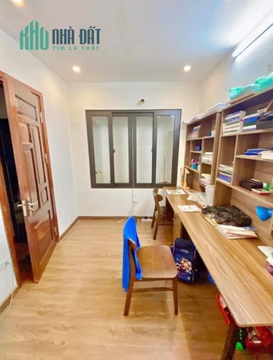 Nhà mới đẹp dân xây 5t Dương Quảng Hàm Cầu Giấy 6.2 tỷ 0343564283