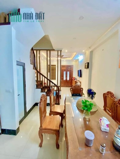 Nhà mới đẹp dân xây 5t Dương Quảng Hàm Cầu Giấy 6.2 tỷ 0343564283