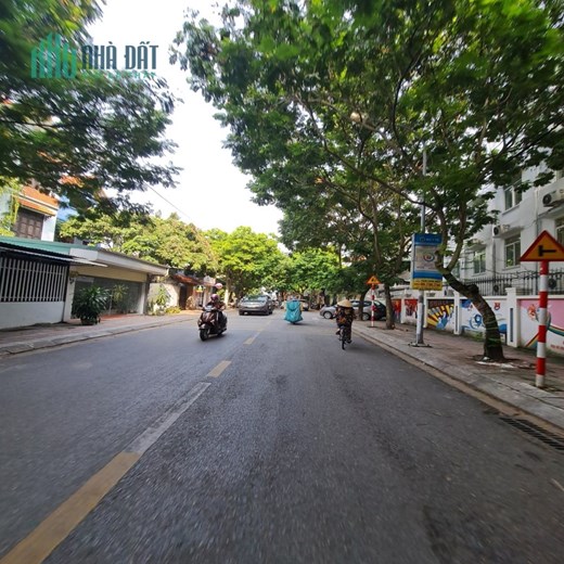 60m2 đất Kiêu Kỵ, Gia Lâm, Hà Nội. Đường vỉa hè 8m thông. Kinh doanh tốt. Lh 0989894845