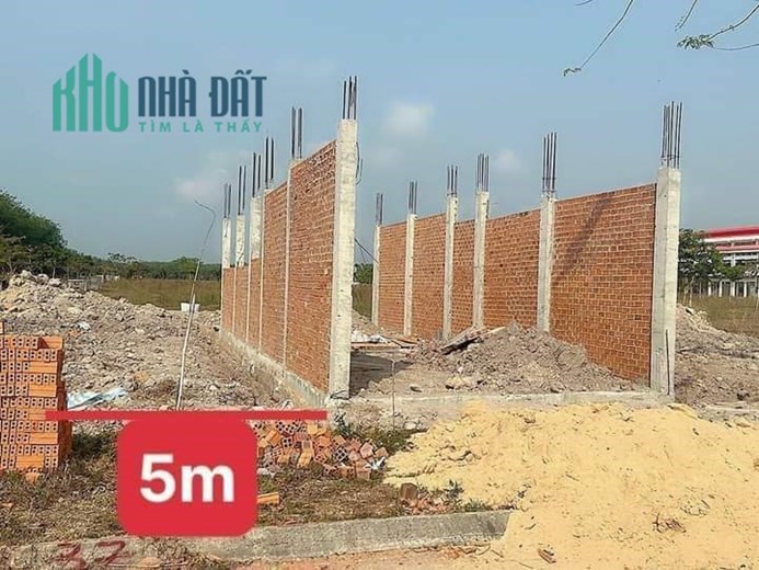 đất ngộp Long Nguyên _ Bàu Bàng _ Bình Dương 100m2x100tc giá chỉ 630tr