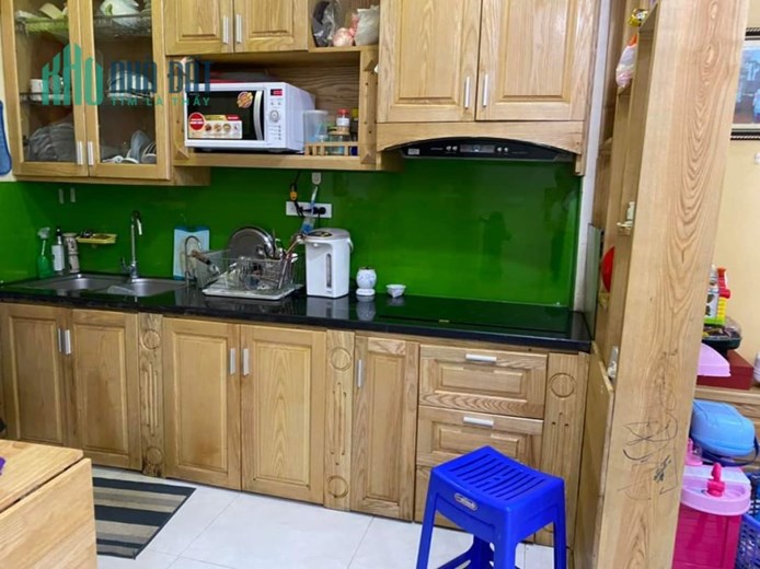 BÁN NHÀ LÊ THANH NGHỊ - HAI BÀ TRƯNG. DTSD 166M2-4T. NHÀ 2 THOÁNG- CÁCH PHỐ 25M. Ở LUÔN . GIÁ 4,2 TỶ