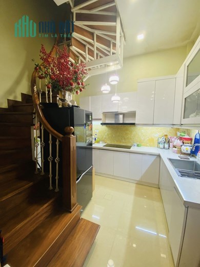 BÁN NHÀ MẶT NGÕ QUỲNH - BẠCH MAI 33M - 5T NHÀ ĐẸP VỪA Ở VỪA KINH DOANH NHỈNH 5 TỶ