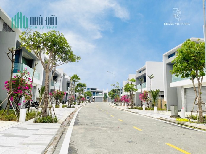 SỞ HỮU NGAY CĂN  BIỆT THỰ KHÉP KÍN VEN SÔNG  Regal Victoria Tại  TX.Điện Bàn, T.Quảng Nam